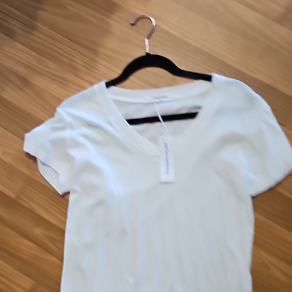 Perfectwhitetee Hendrix White